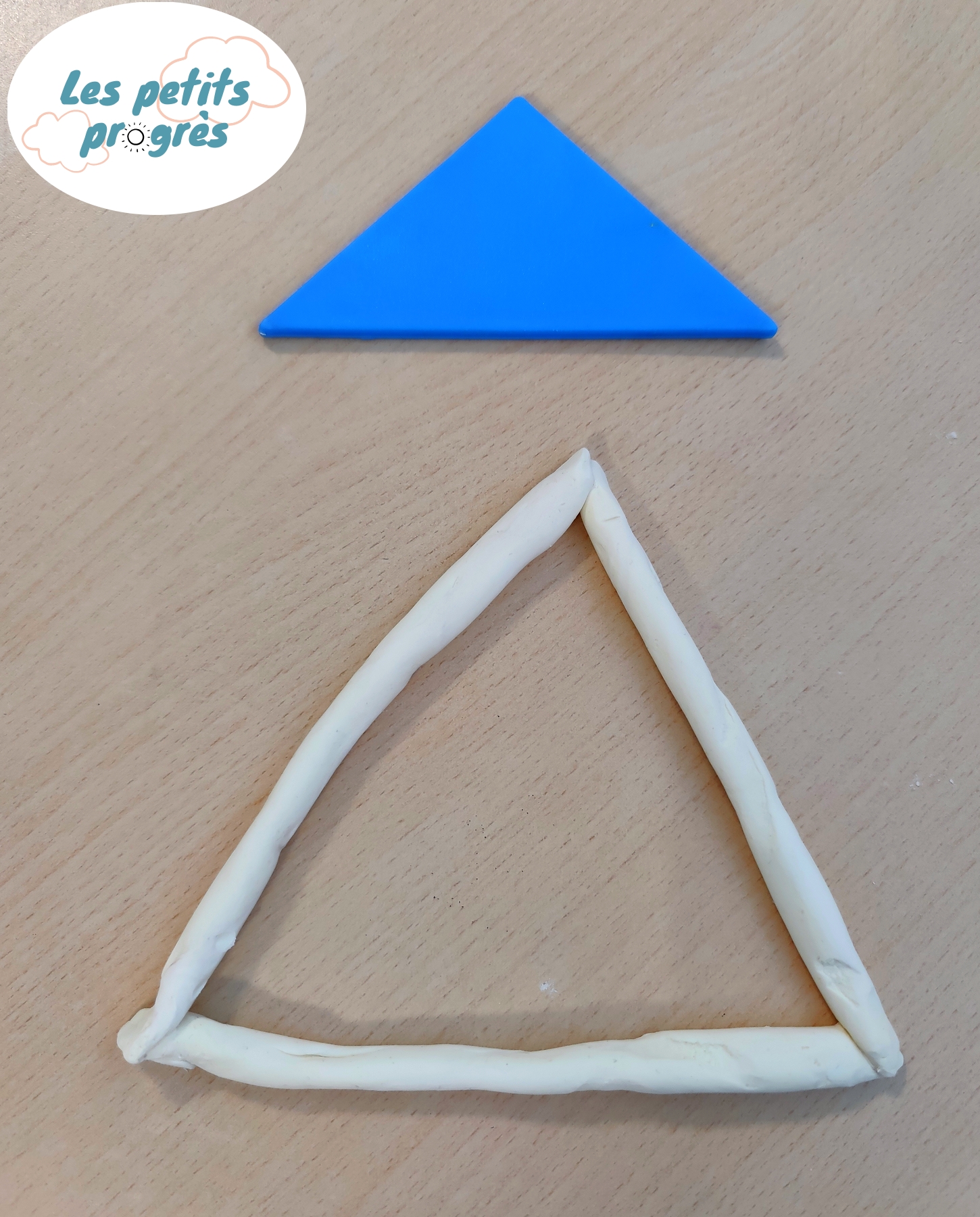 Triangle dans les exercices à la pâte à modeler
